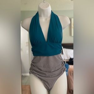 CUPSHE one piece swimsuit. SMALL